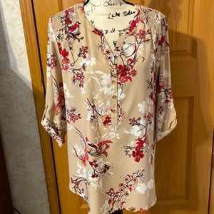 XL tan and red and white Croft and barrow tunic with 3/4 length sleeves